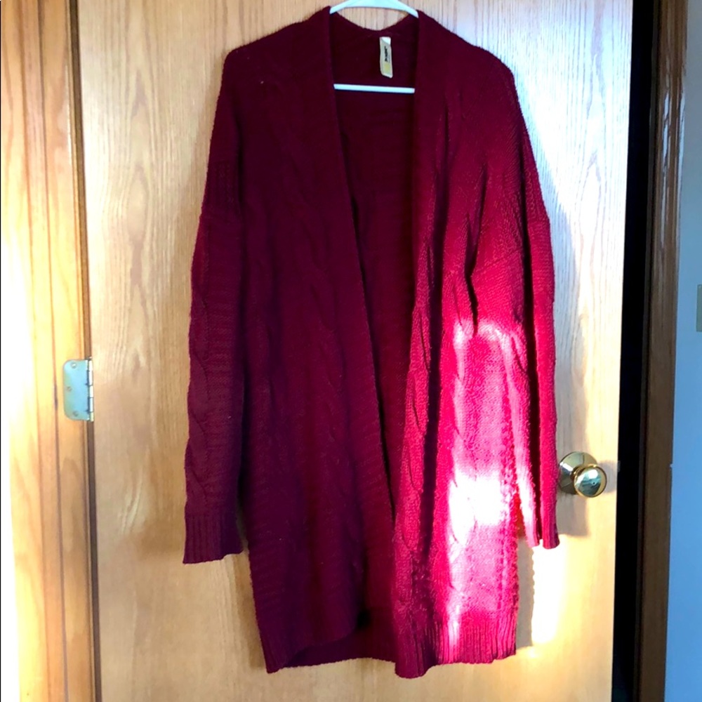 Burgundy knitted cardigan